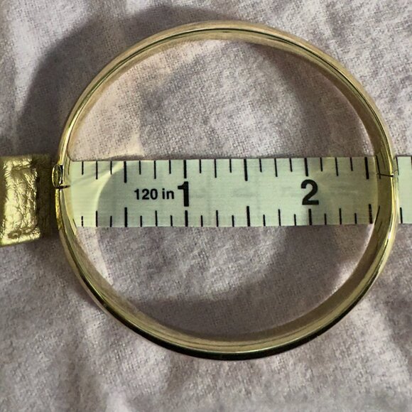 Solid 14 KT Gold 8mm Wide Bangle Bracelet - Picture 10 of 10